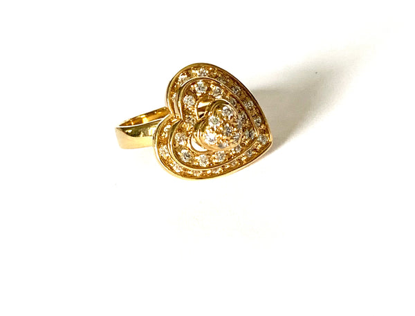 Yellow gold movable heart ring - Ilumine Gallery Store dainty jewelry affordable fine jewelry