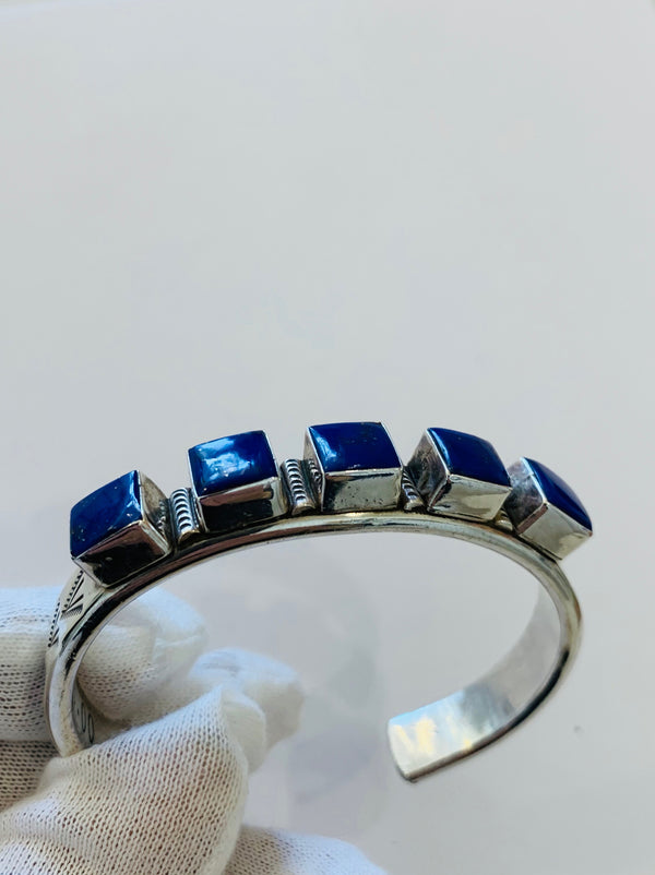 Sterling silver and lapiz gemstone bracelet - Ilumine' Gallery 