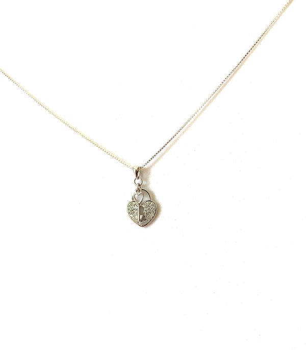 Necklace sterling silver 925 key to my heart pendant - Ilumine Gallery Store dainty jewelry affordable fine jewelry