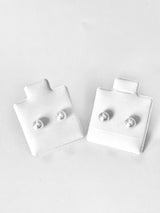 Sterling silver pearl studs - Ilumine' Gallery 