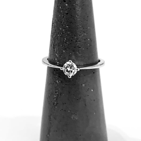 Ring solid white gold diamond engagement ring - Ilumine Gallery Store dainty jewelry affordable fine jewelry