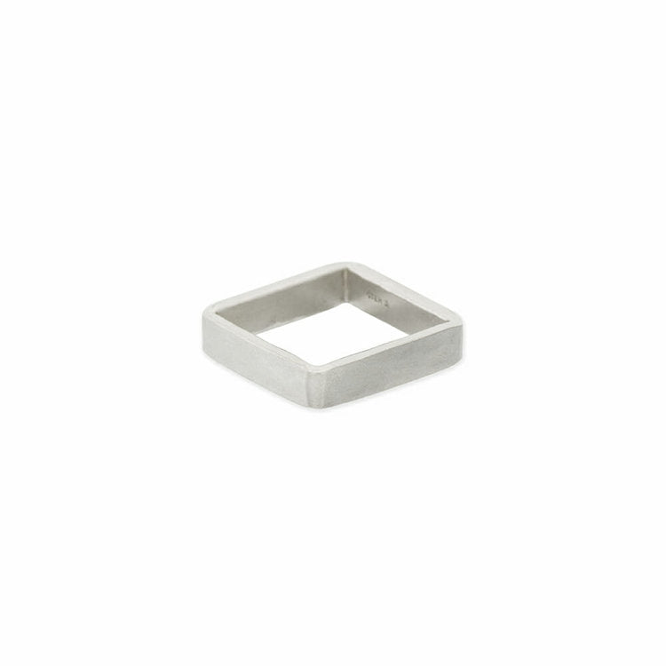 Handcrafted square silver ring - Ilumine' Gallery 