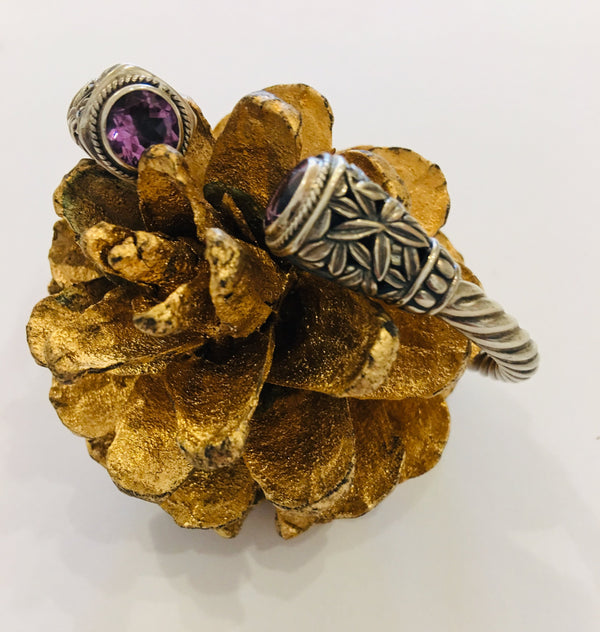 Twisted hinged bangle with amethysts - Ilumine' Gallery 