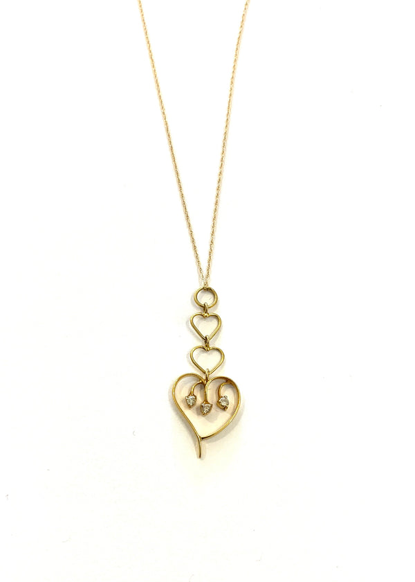 Solid yellow gold diamond heart necklace - Ilumine' Gallery 